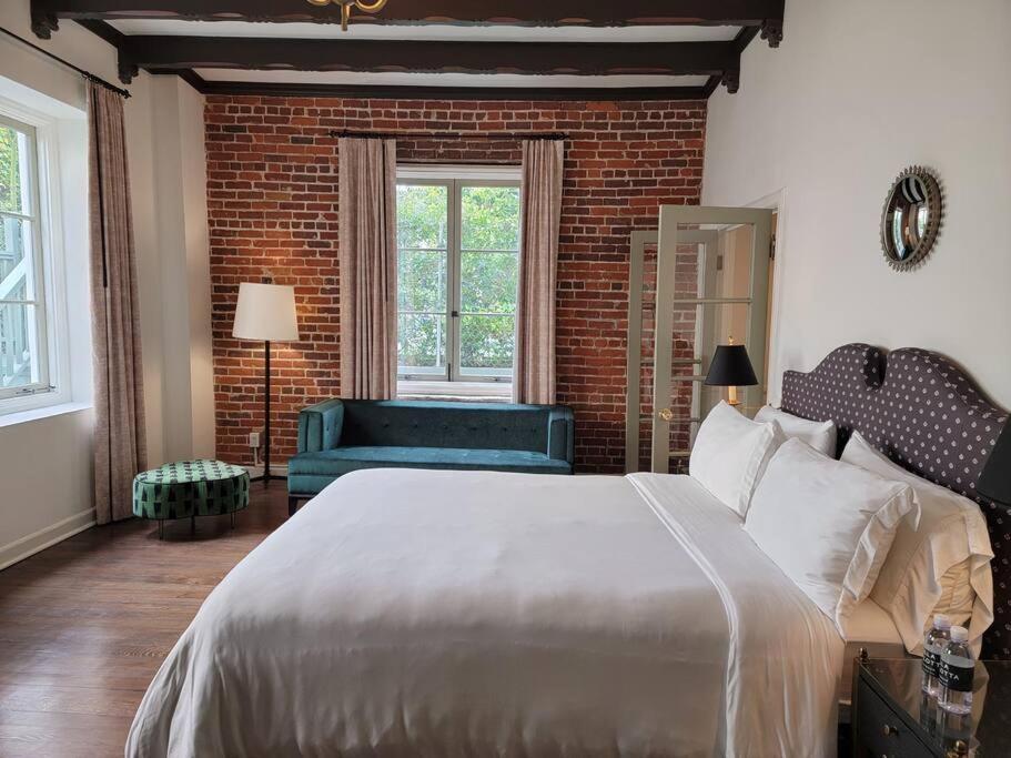 Cozy Studio With Franklin Village View - 30 Day Minimum Stay Los Angeles Exterior foto